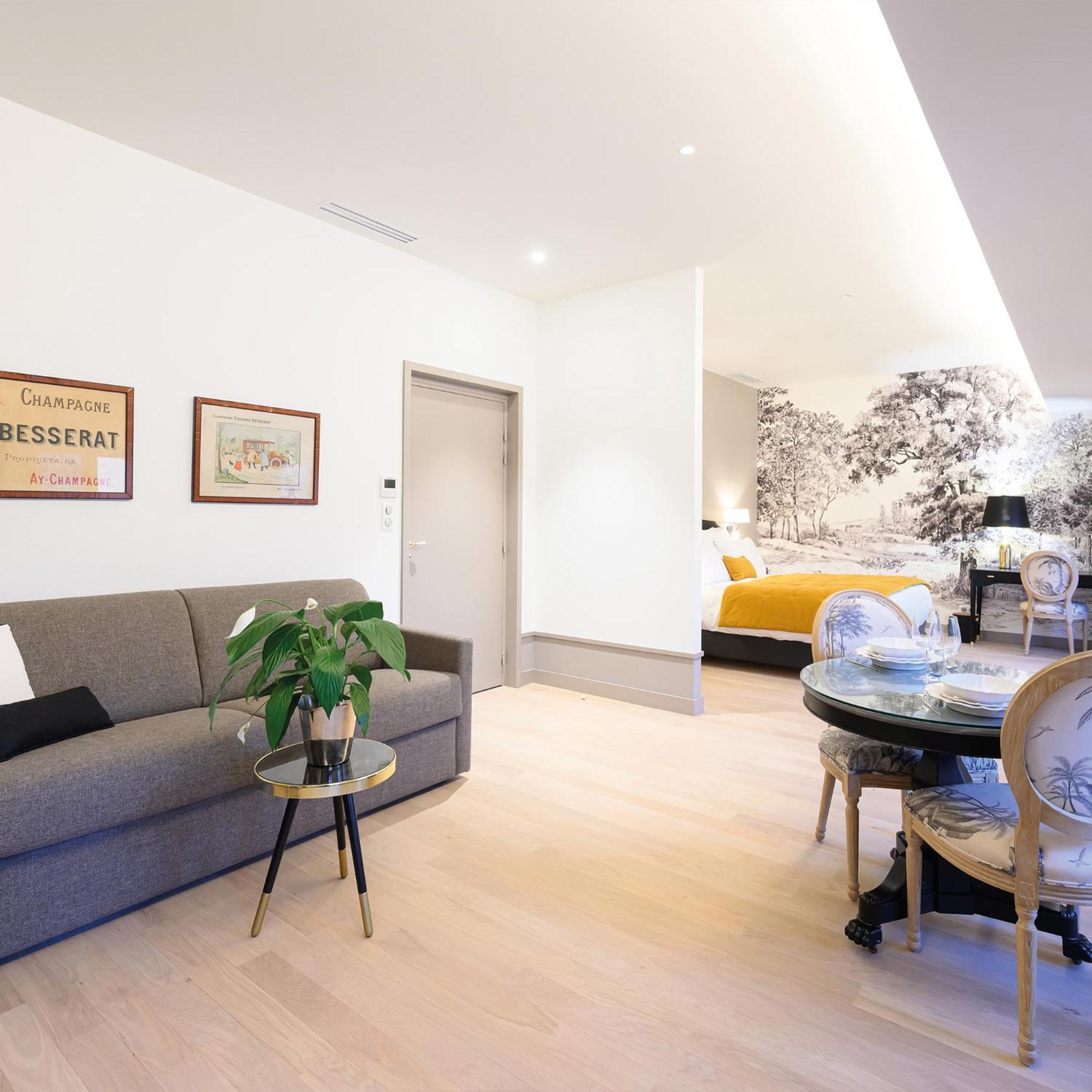 Les Suites Bb, Champagne Besserat De Bellefon เอแปร์เน ภายนอก รูปภาพ
